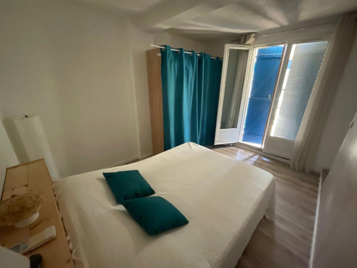 Le Cocon Des Spress Apartment Cers